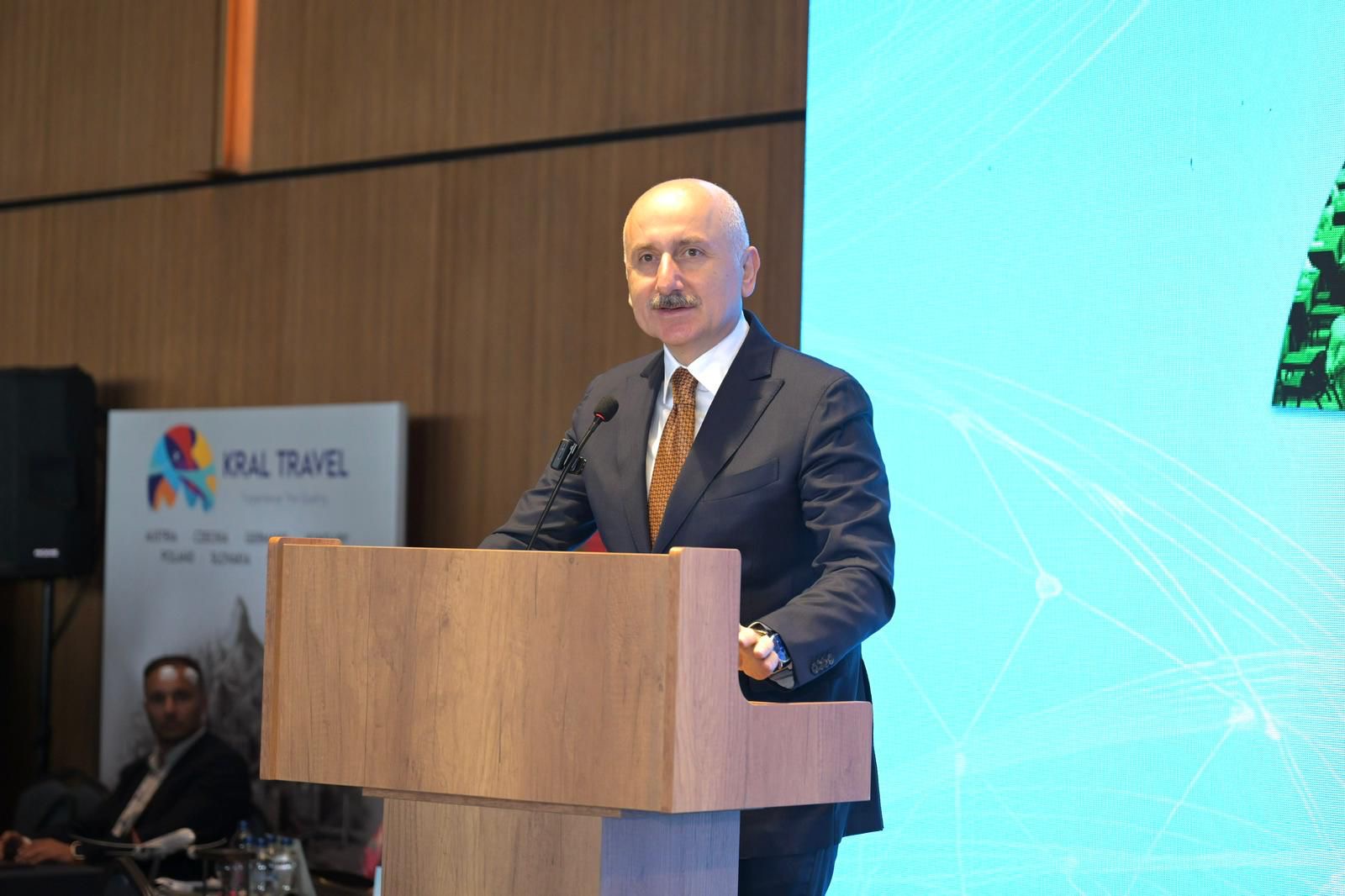 E8D58B81 768C 44F9 Aa6B C4Ac52Fa4A8D