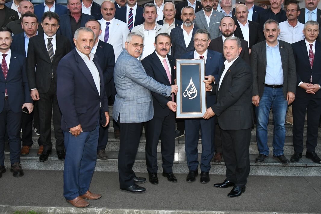 F E4 E218 B B8 A4 4884 92 F C 05561 C7 B C006