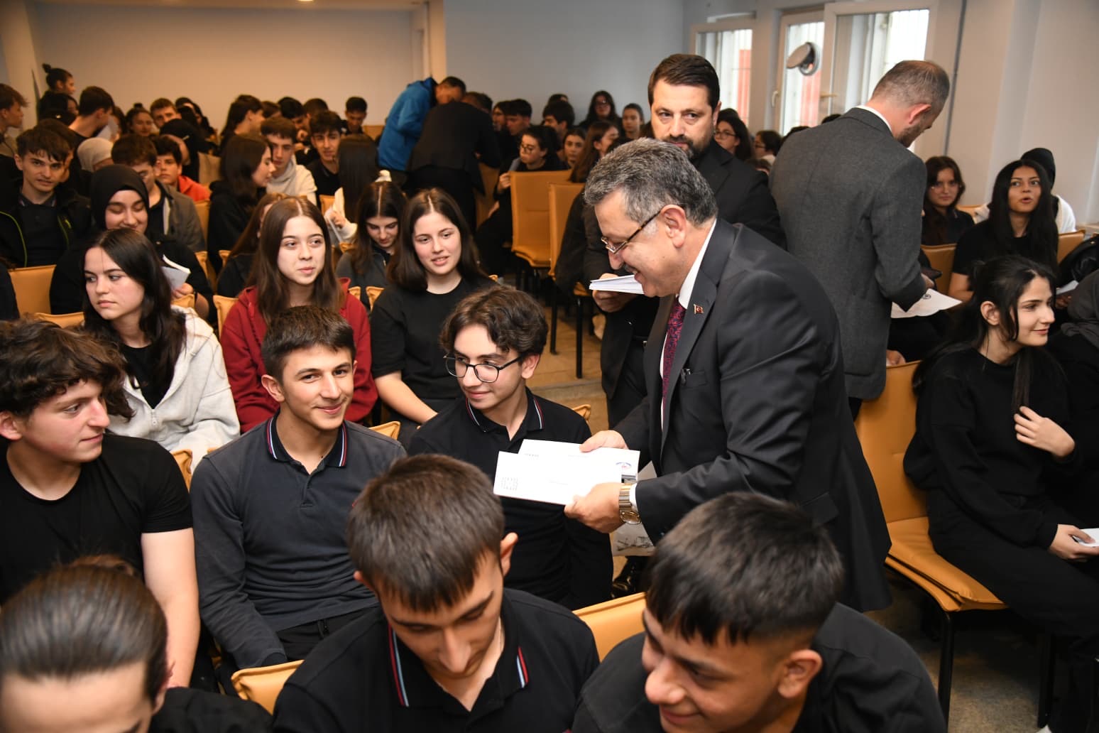 F0326875 Cf80 4252 8C47 18755Fbb737B