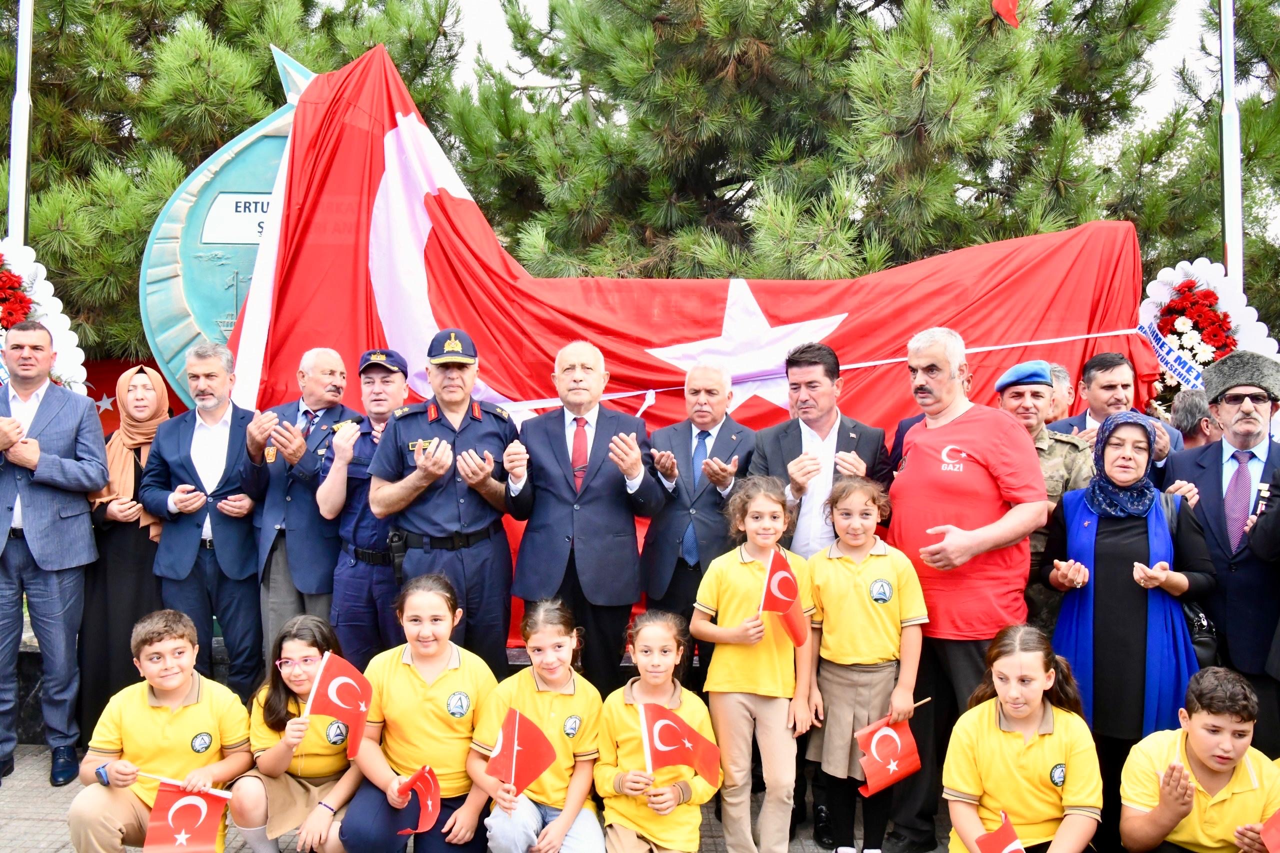 F7494753 3B30 4F8B 8864 Be68A955C9Df