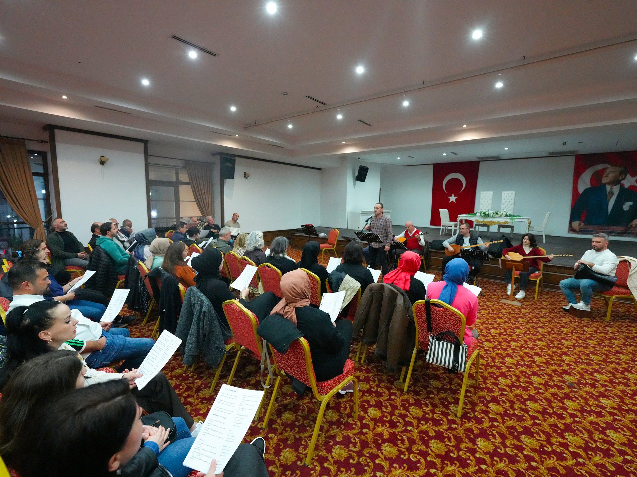 12765A29 C696 489B 8237 8D99D28Fb240