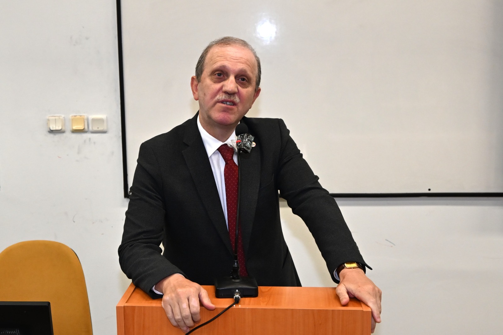 1A1E8620 C23D 4418 9B68 A65A68E38A8A