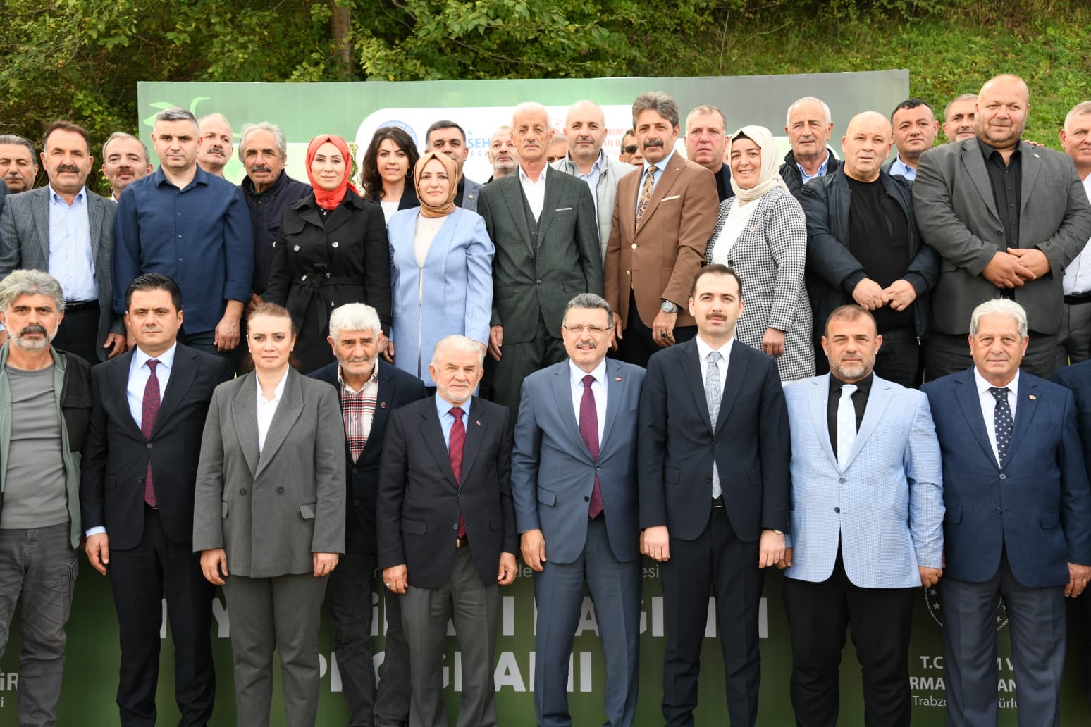 293716Af Faaa 4D8A A27B 6C063F10A493