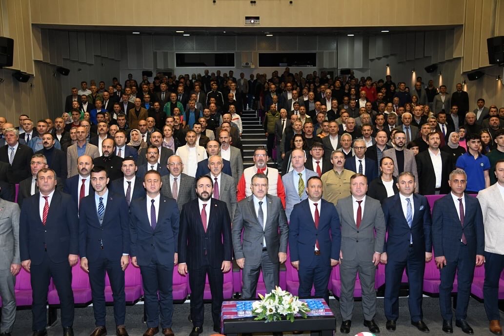 32 D0 A F A5 4 D0 D 4 E02 A575 891 F03079 B F8