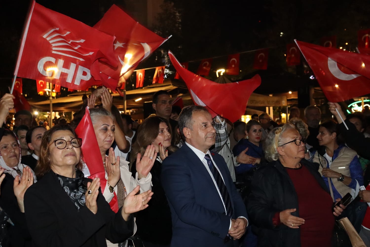 64261Ce7 3711 4210 A29A D115Cfeddaed