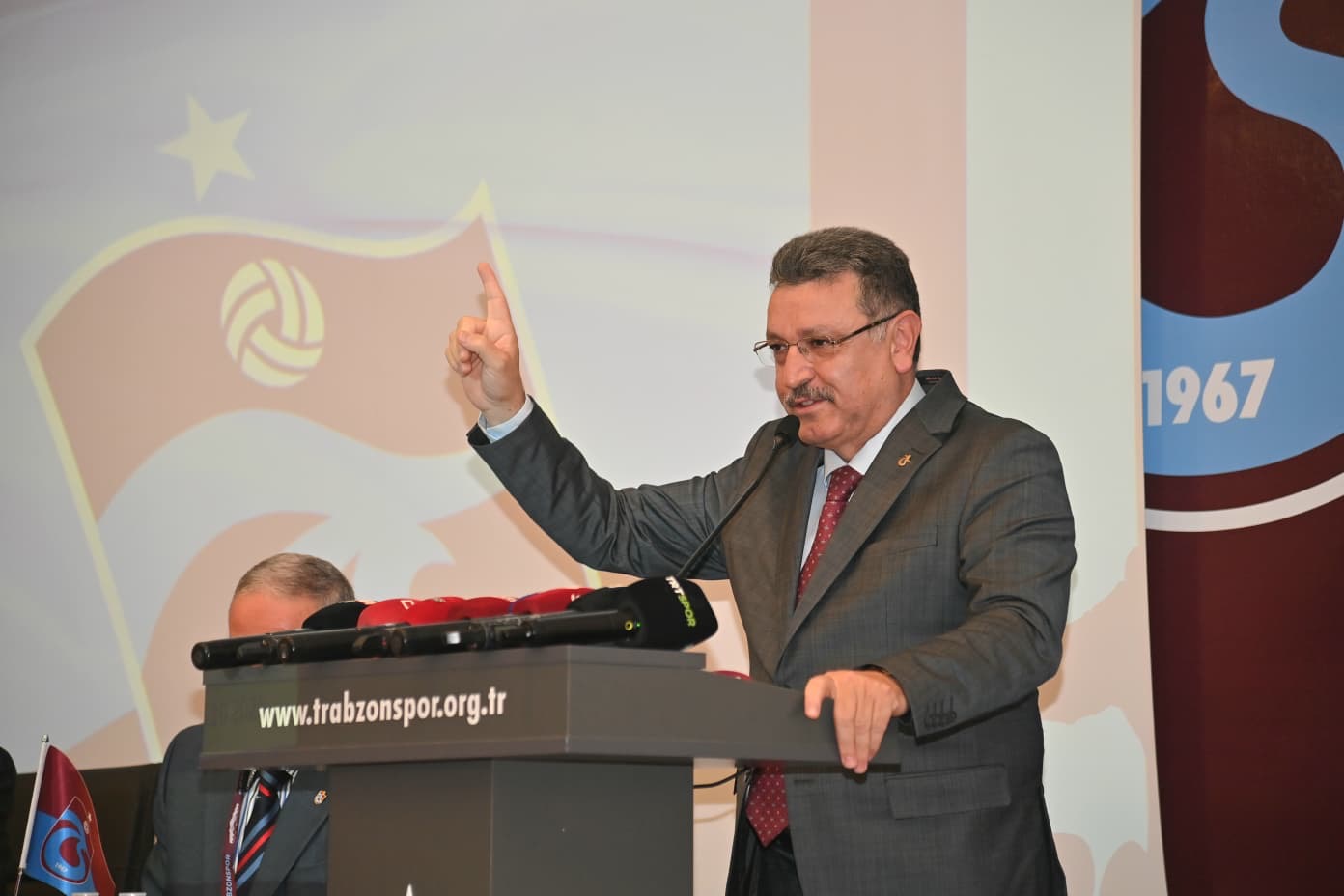 6F37D21E Ed1F 4507 Bd0E 9D7022Fdadb4