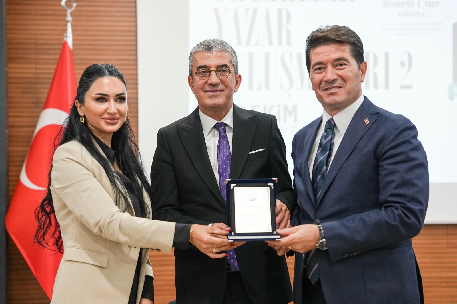 749066D7 2C74 4Edb B853 B372Bf91B0B0