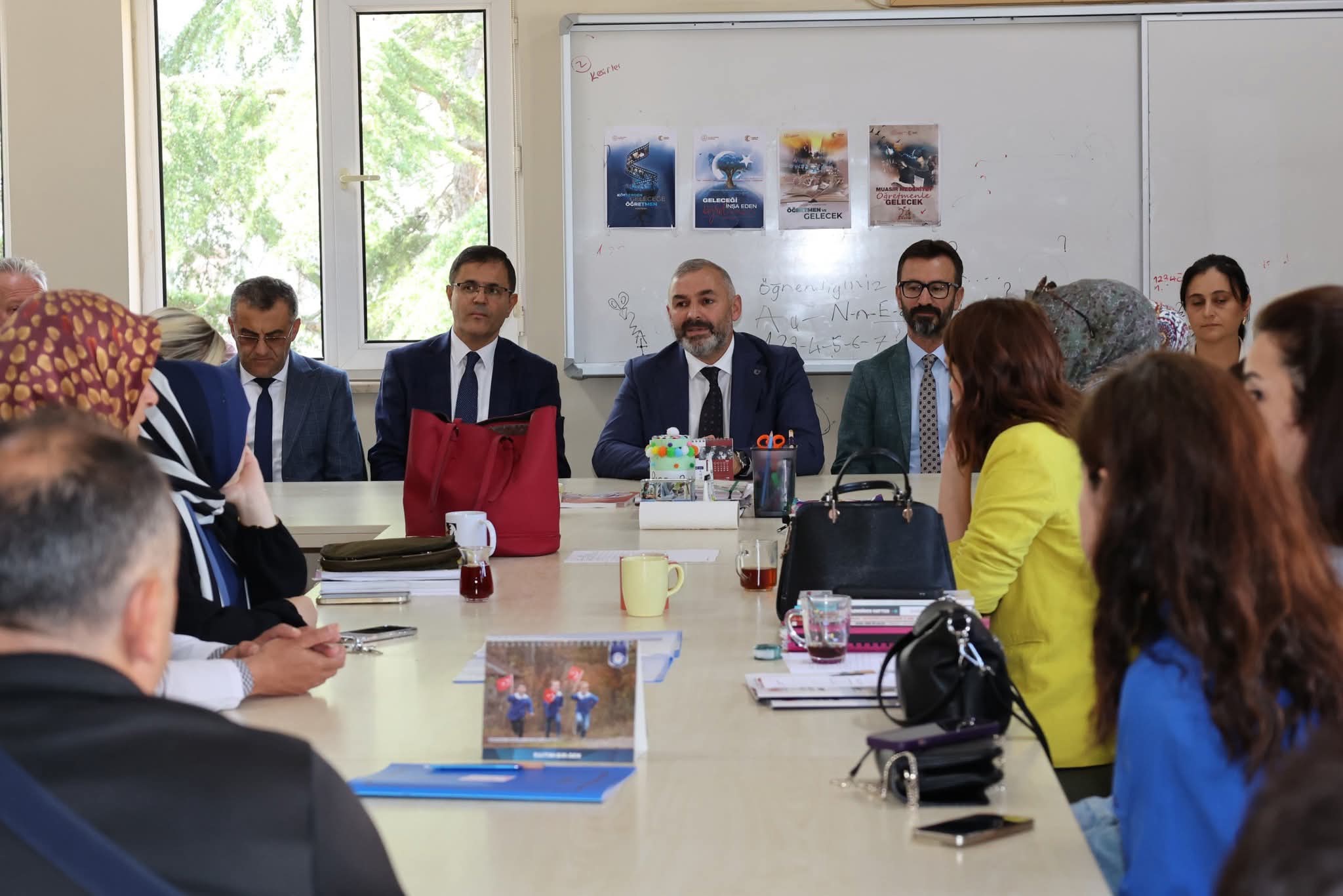 7Eff6Ff8 59Aa 40B0 A34F 1424E3723B93