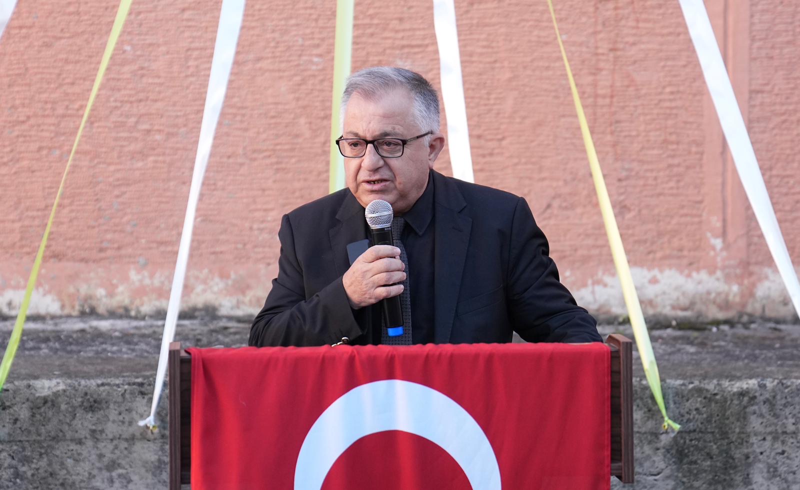 8B88Ead8 63B8 4791 A49B B919Fe21Af99