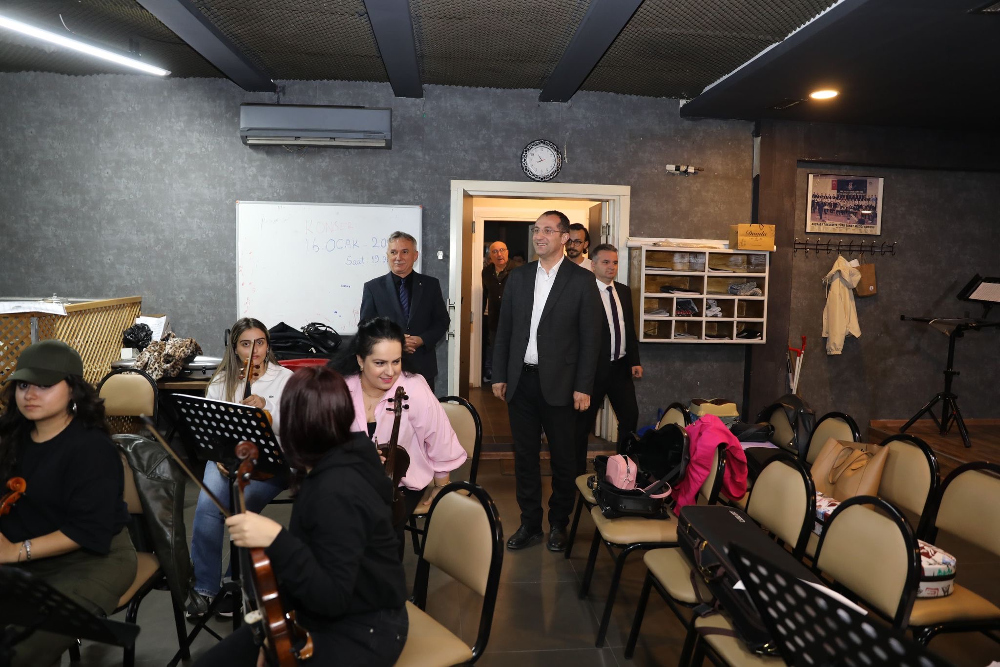 97D63C9E B0D9 4Ae4 8929 F8Bc53F9C977