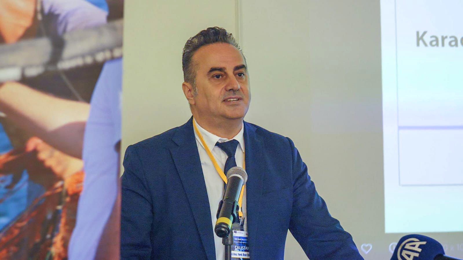 9904Ee12 2Ac9 40B7 B37D Cd4D068Fbc77