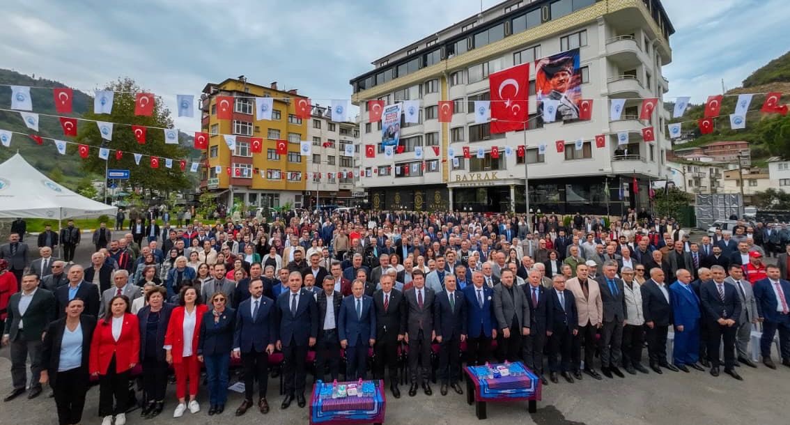 9B9C52D2 Db3B 4684 A218 85F84C8Ff404