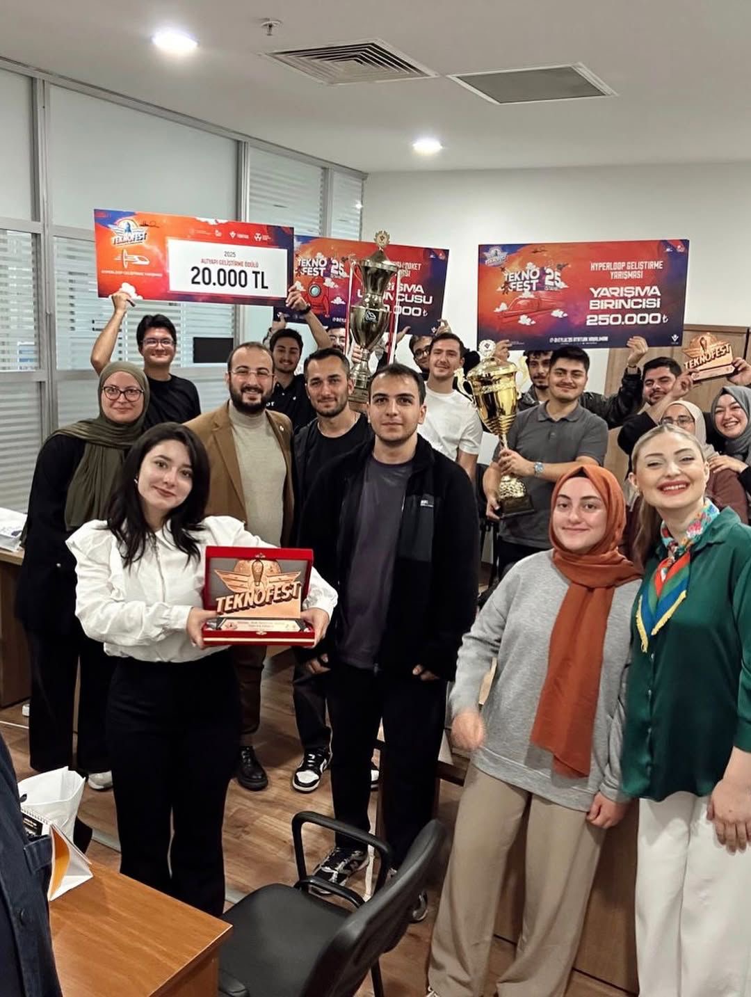 A25248D8 A30D 4623 88Ed F6486298Ca70