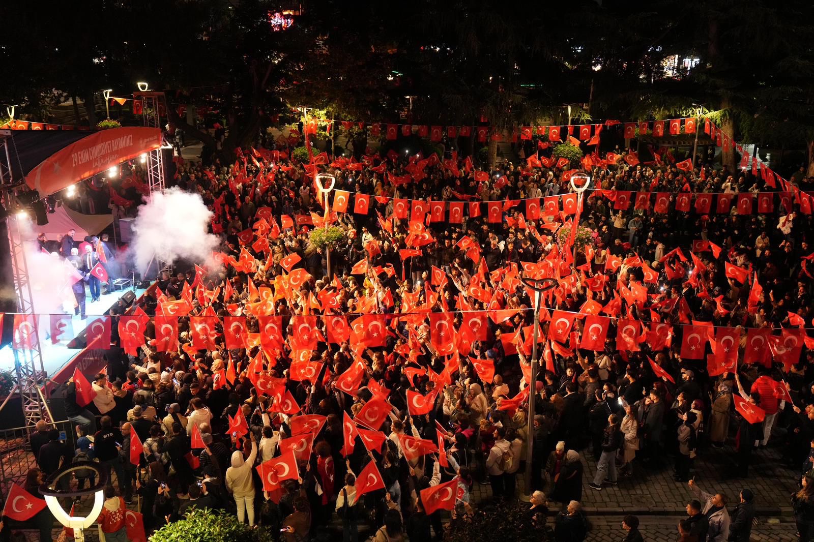 A2A327D8 71Cd 4A40 Ad8C F183B19E095C