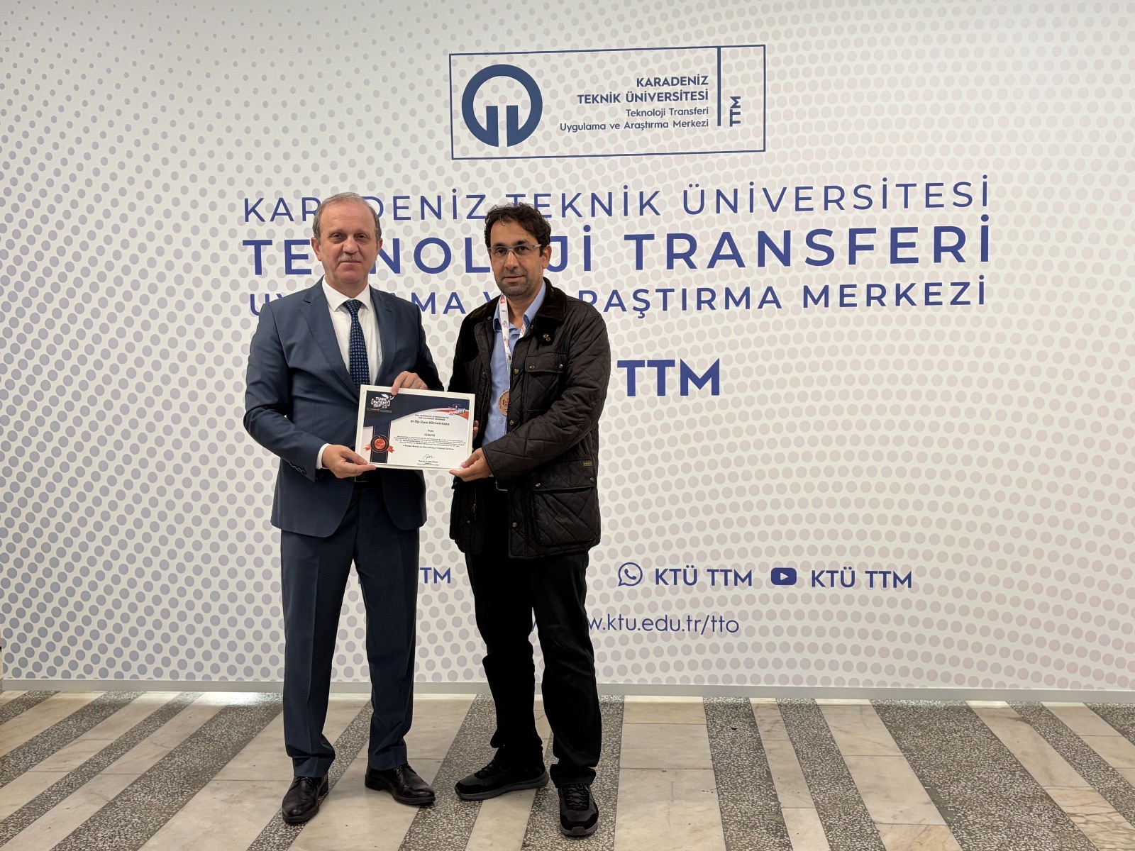 A3E75430 Cc4C 4422 Be85 E13Aac592097