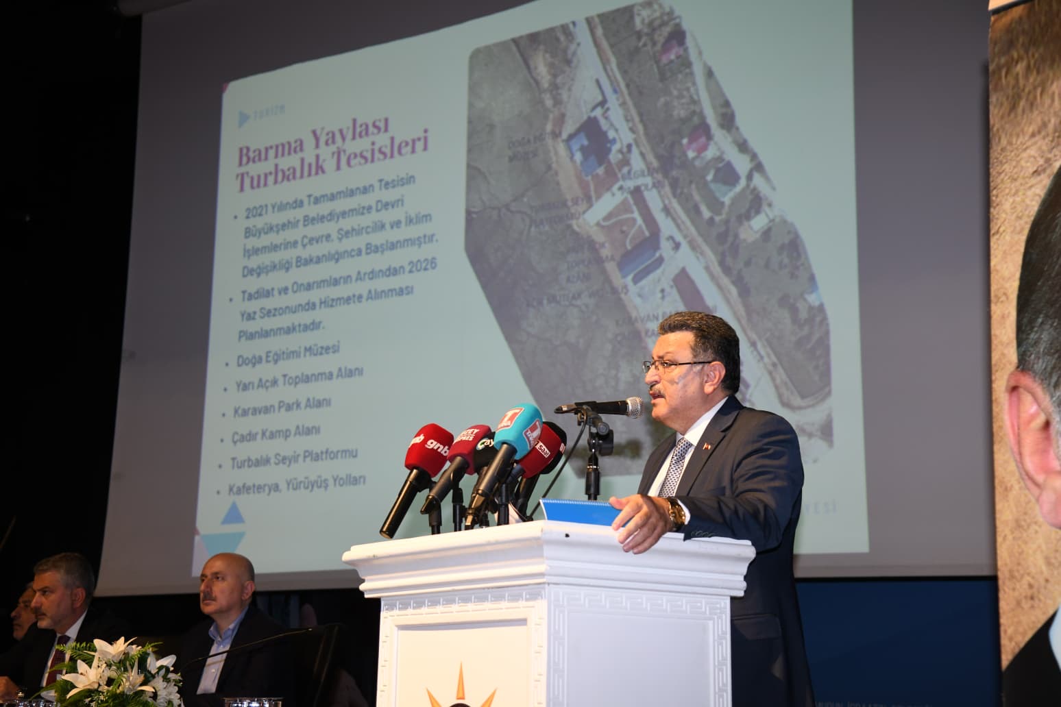 B241003D 0Ca5 4411 B72F 4F03468B49Ec