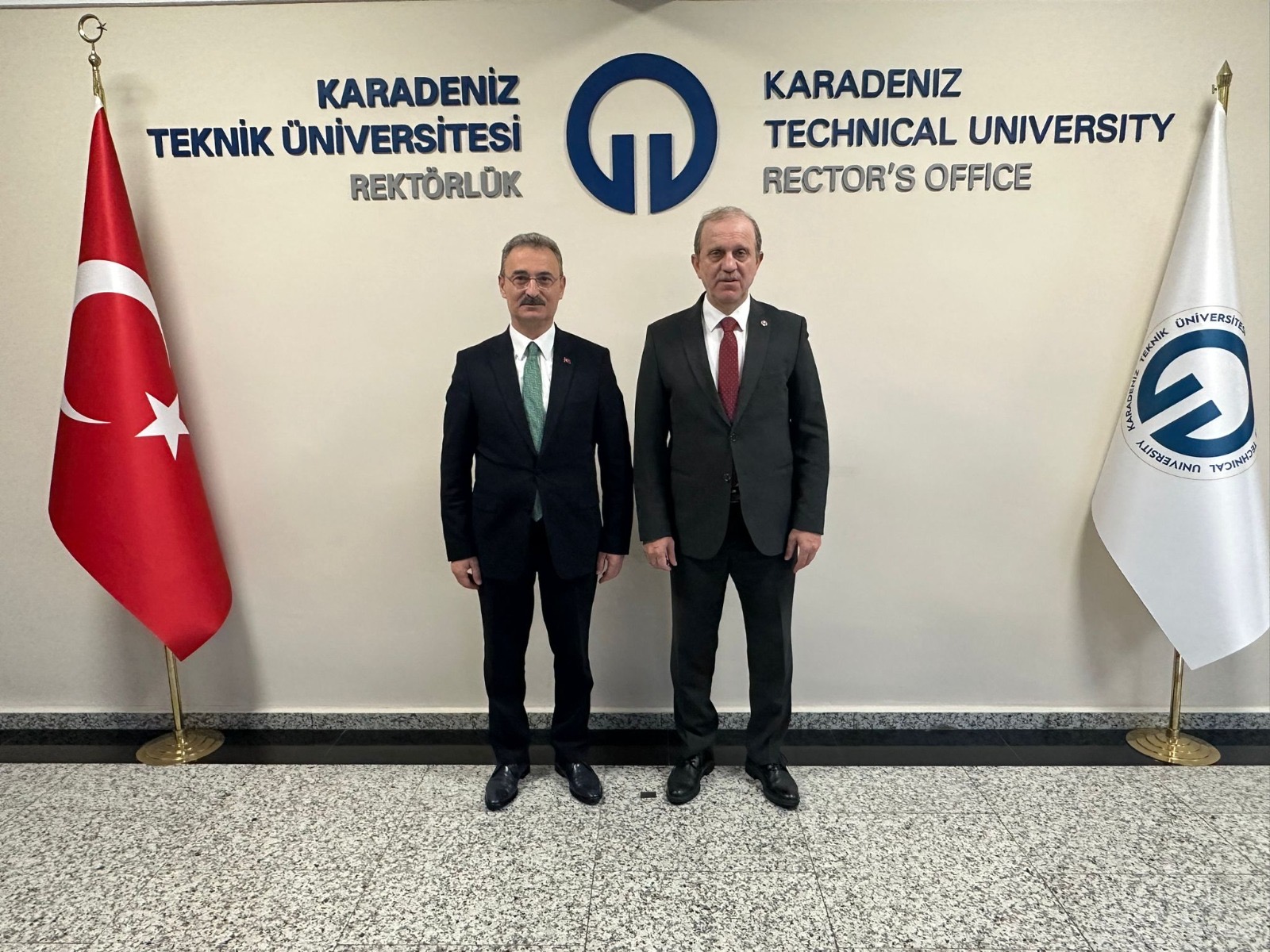 B466B7Ca 3615 4Fa0 8663 D00888D36B21