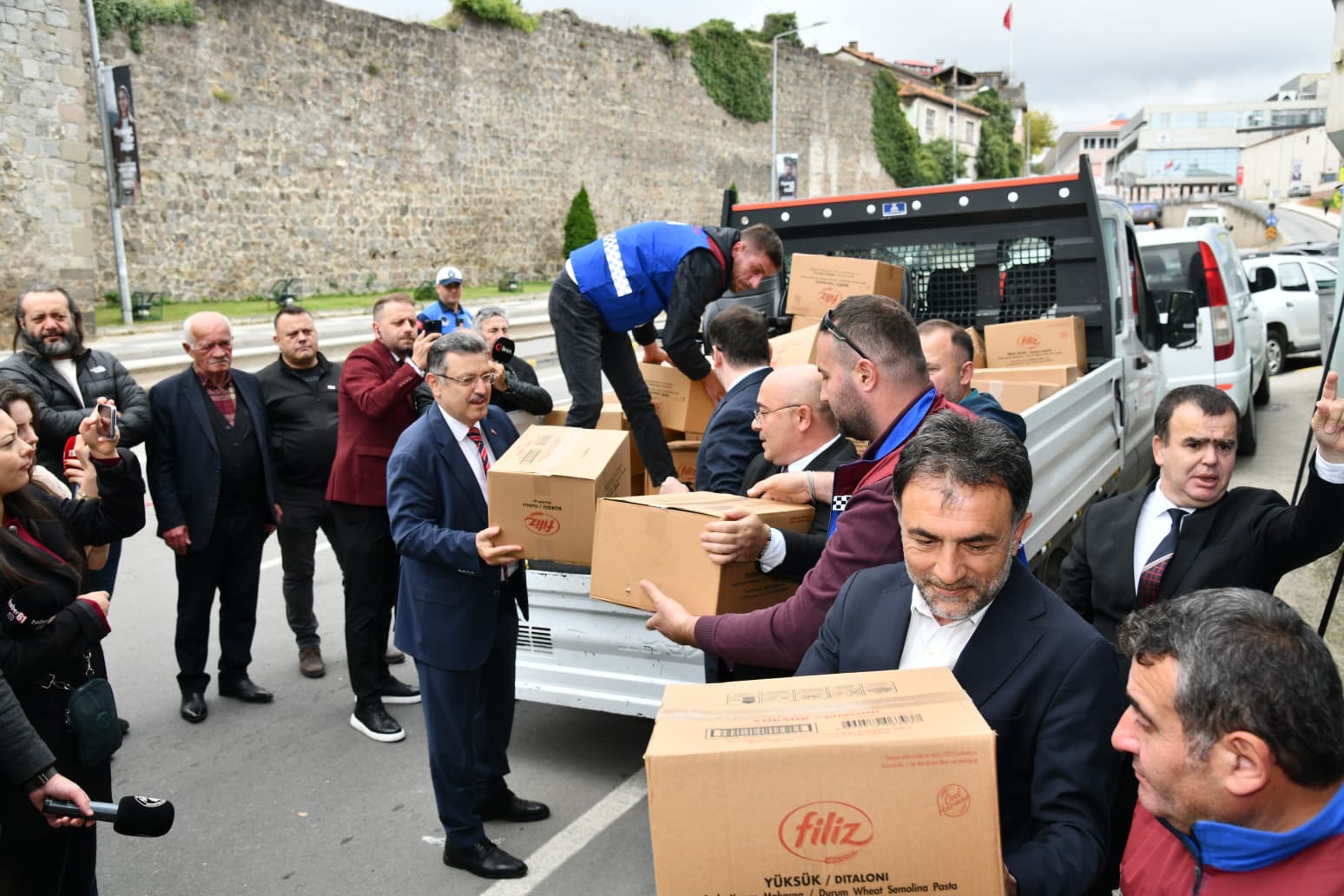 B63D98F2 E89A 43B2 9Dc7 3Ad05C5F5D63