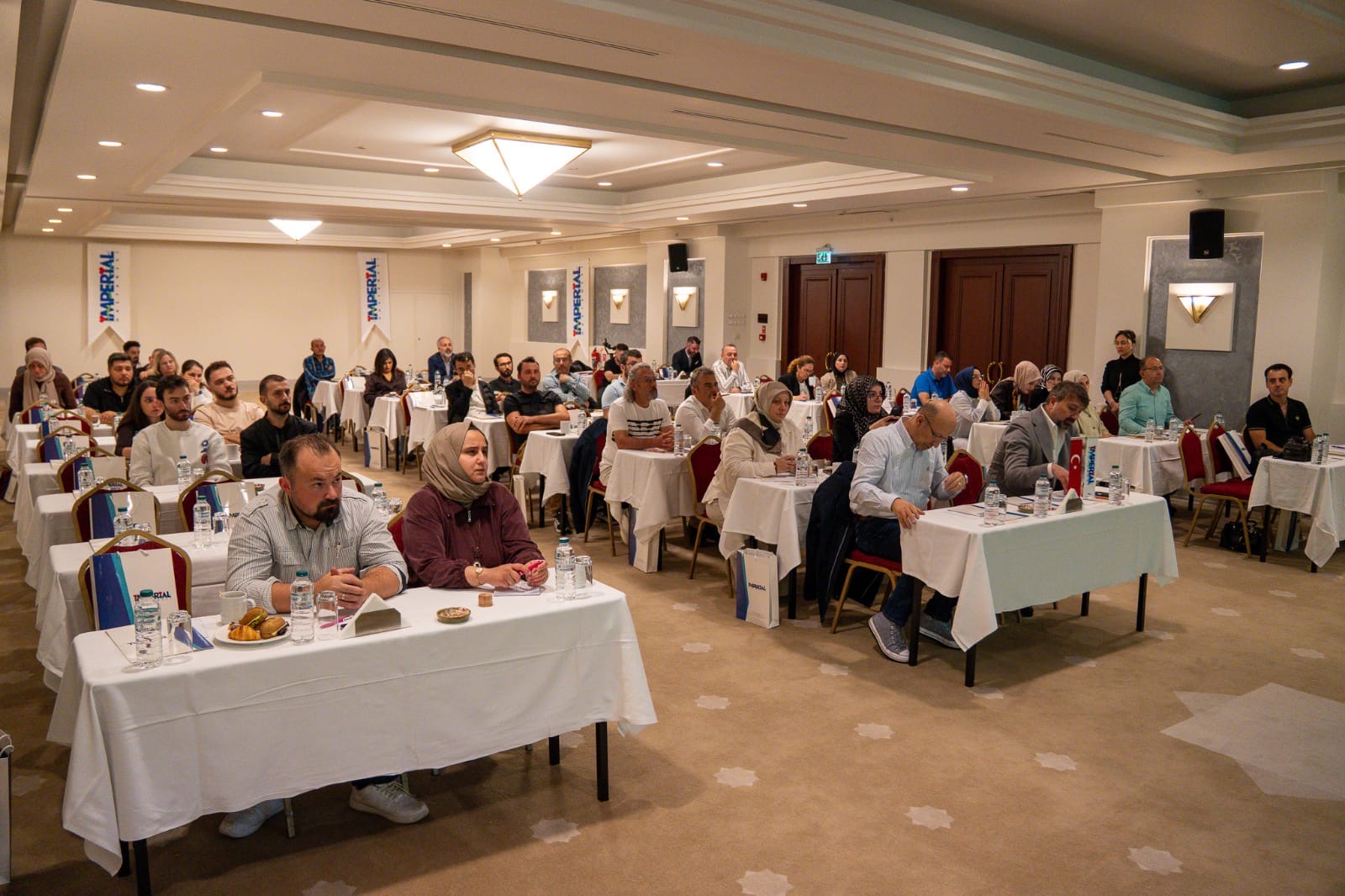 B71C06F0 E036 43Aa A2Ec 0052F3B380Fd