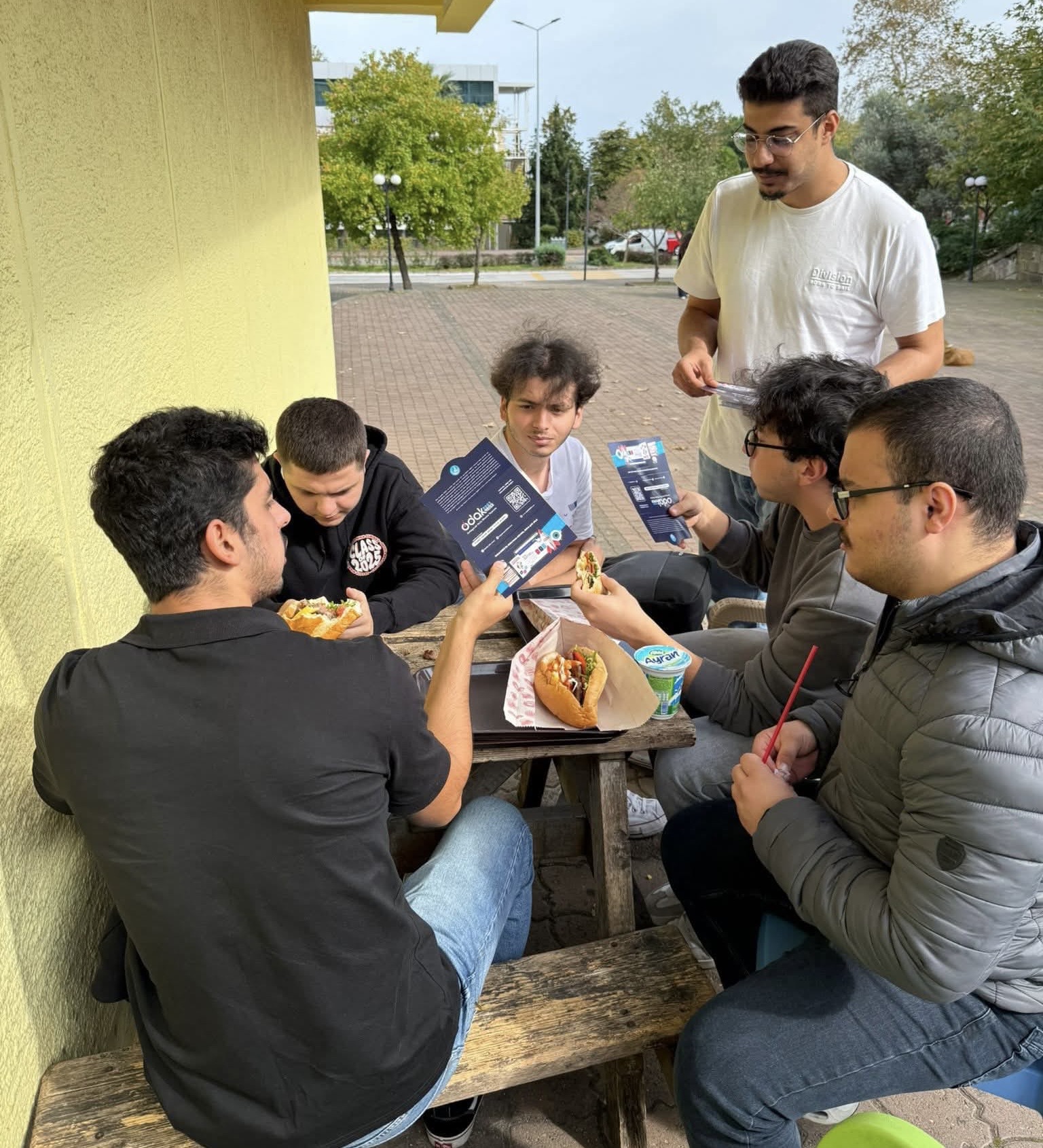 Bc560Dd6 5D58 4E4C 8E84 23F2F2Fb5511