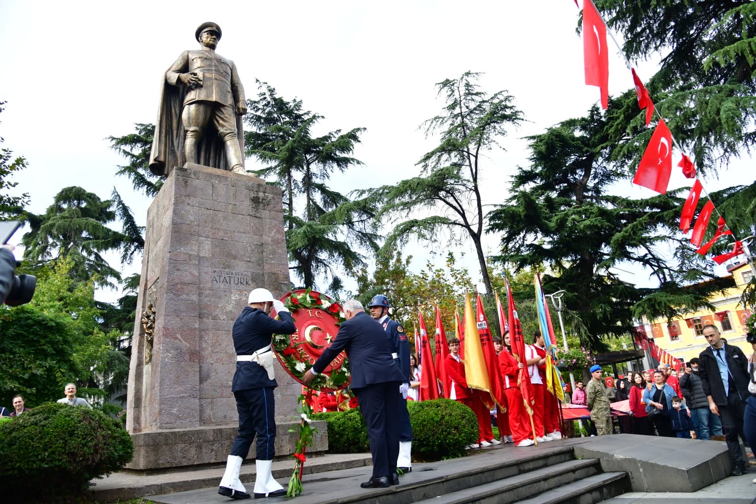 Cb1187Bf Aa76 4E4F 8Dde F3Cb3Ecf5Dd2