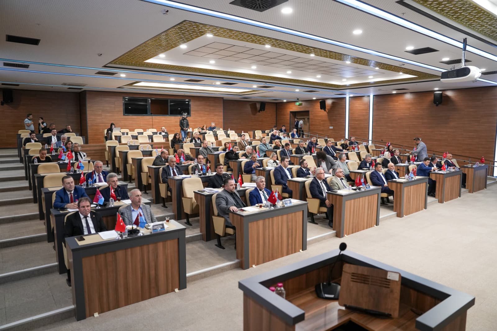 Ccb4D099 B9B8 4E6C Ae38 F88107311B24