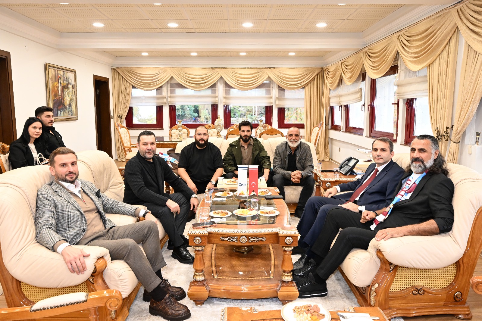 E2De92A5 0105 4895 B5E2 0D361F0Fce07