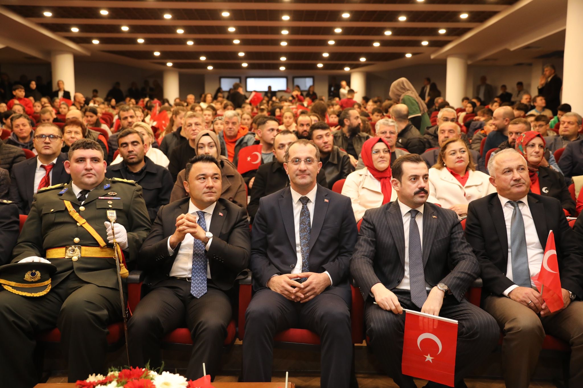 E3573B16 86B3 4B2E Ac12 817679D9Aa83