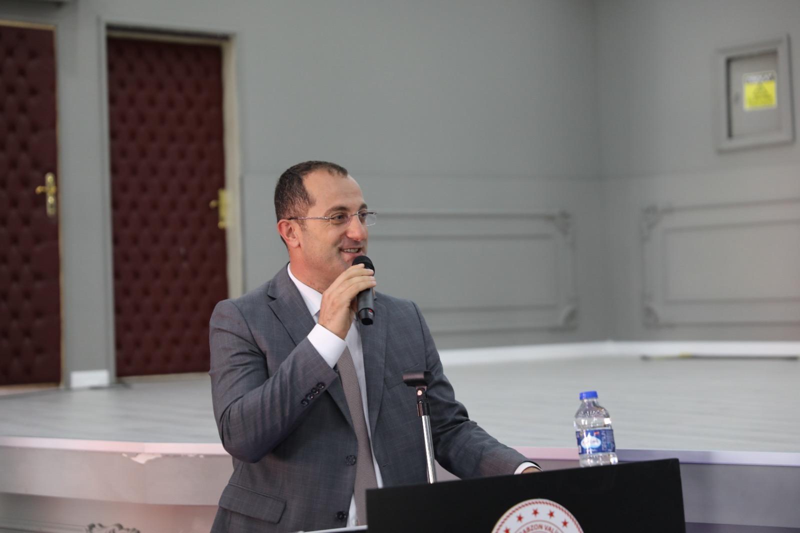 E8230F82 1977 4Ade 9Bcd 42966250E745