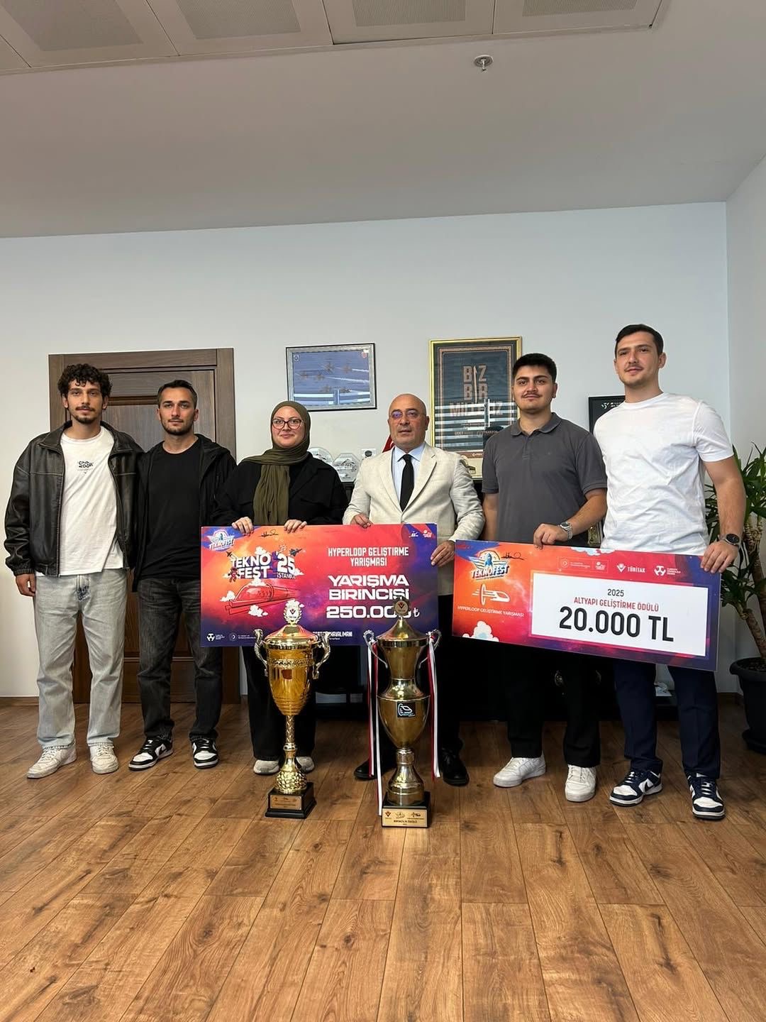 F487336A 33E7 4361 9697 3Bb31Aea986B