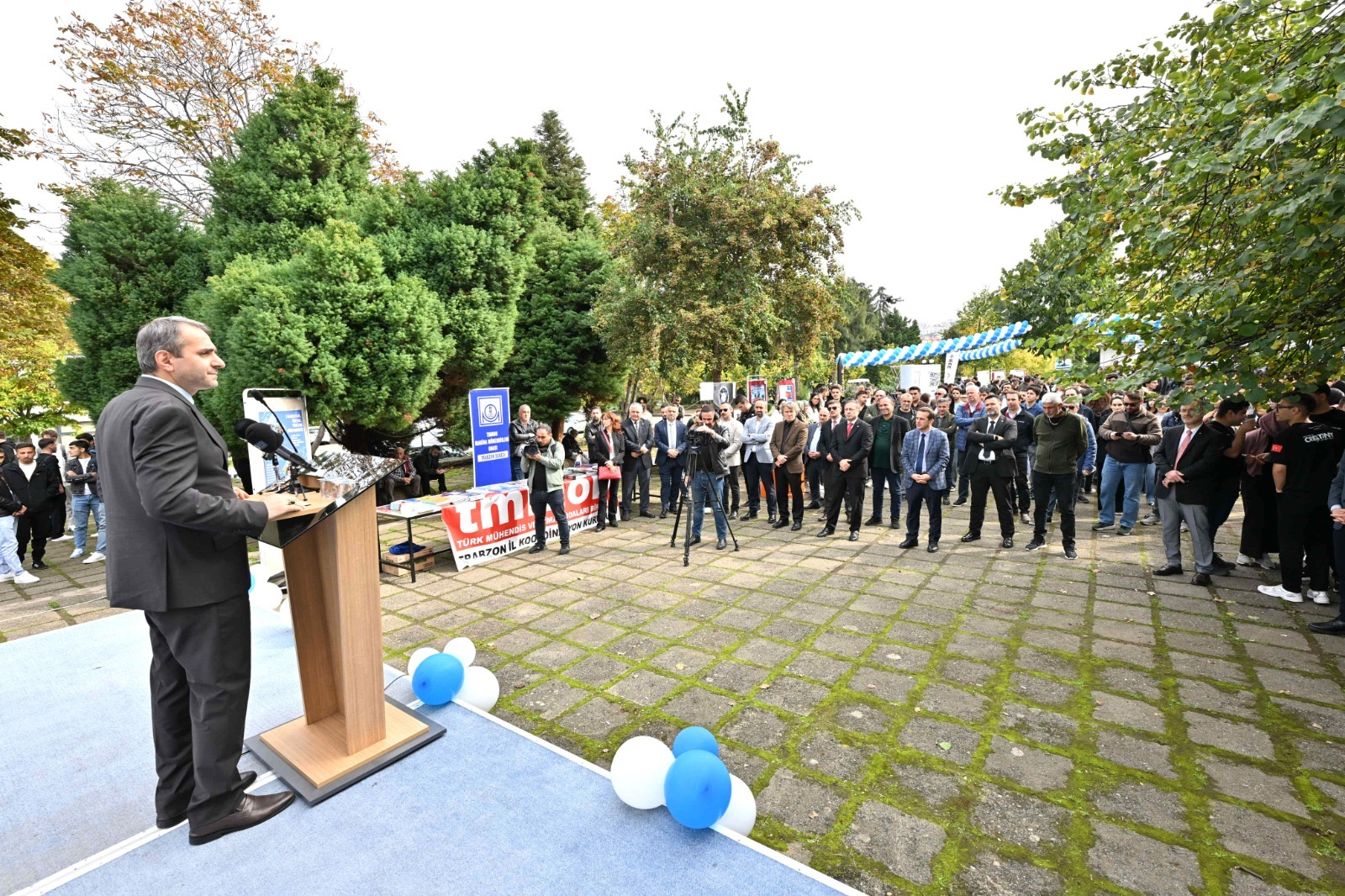 Ffb1A8D0 38F0 4Bb6 B356 D3142F06Bc25