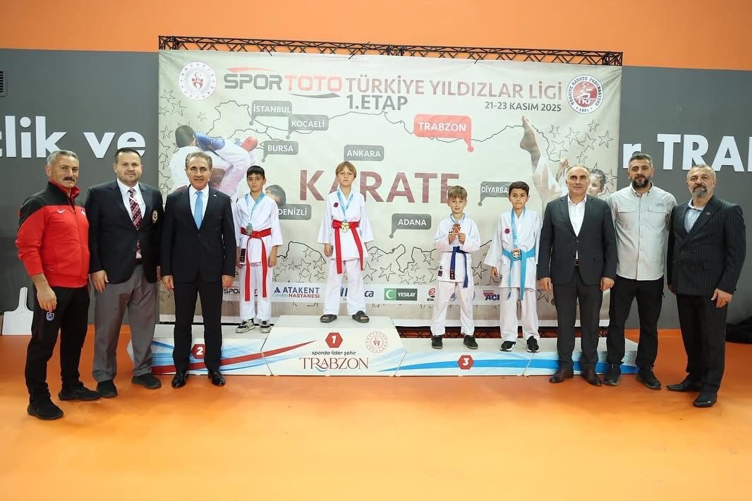 0Db7F41F B2A4 4B21 96F2 79C1A62E0E3A