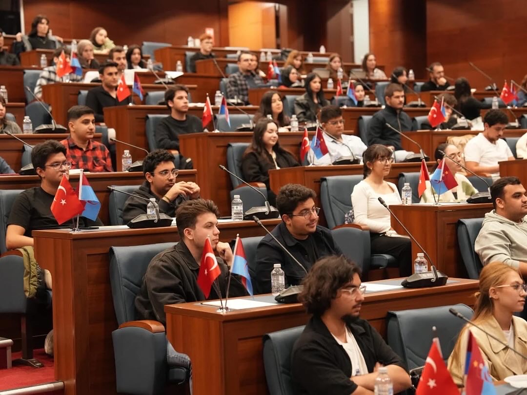 16 F75 F E A C D43 4 B A D 812 B 4 B D2 C80 E5951