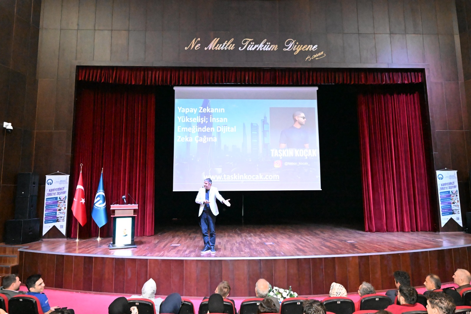 1951B9F7 277D 47A8 91De D8Cca5A2A375