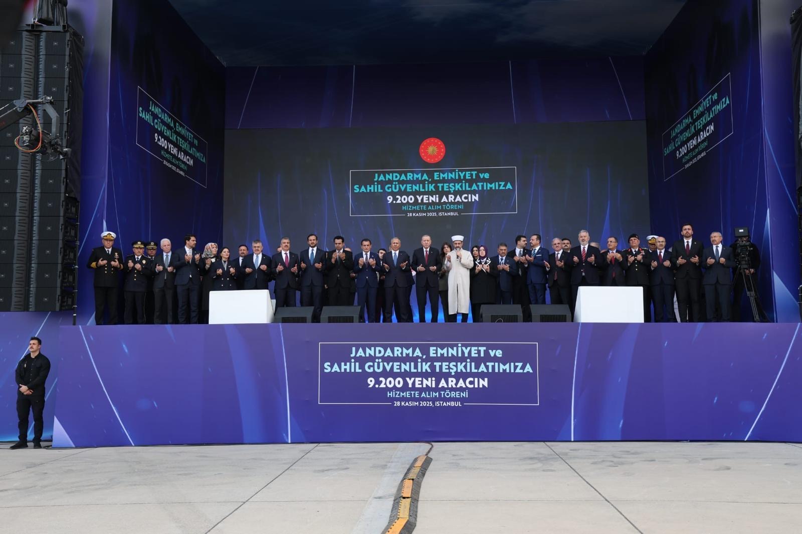 35Aa3777 593D 40D6 8E24 0C7A1E6B9842