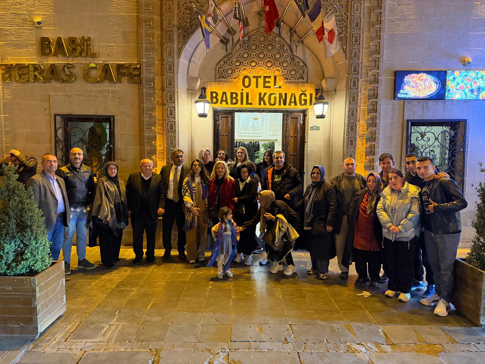 3811Cf9E 435D 42A2 8Cf2 34F6B3253107