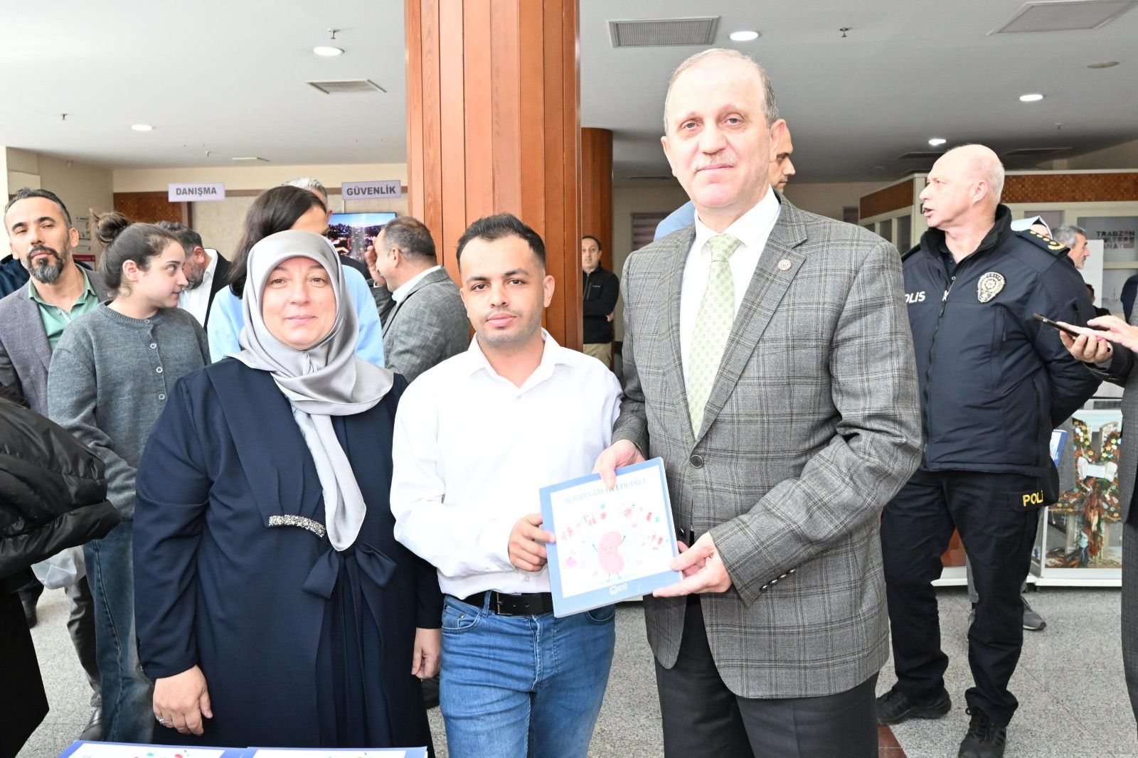 396E1F20 33D8 4C26 Bf66 2E01Ec498000