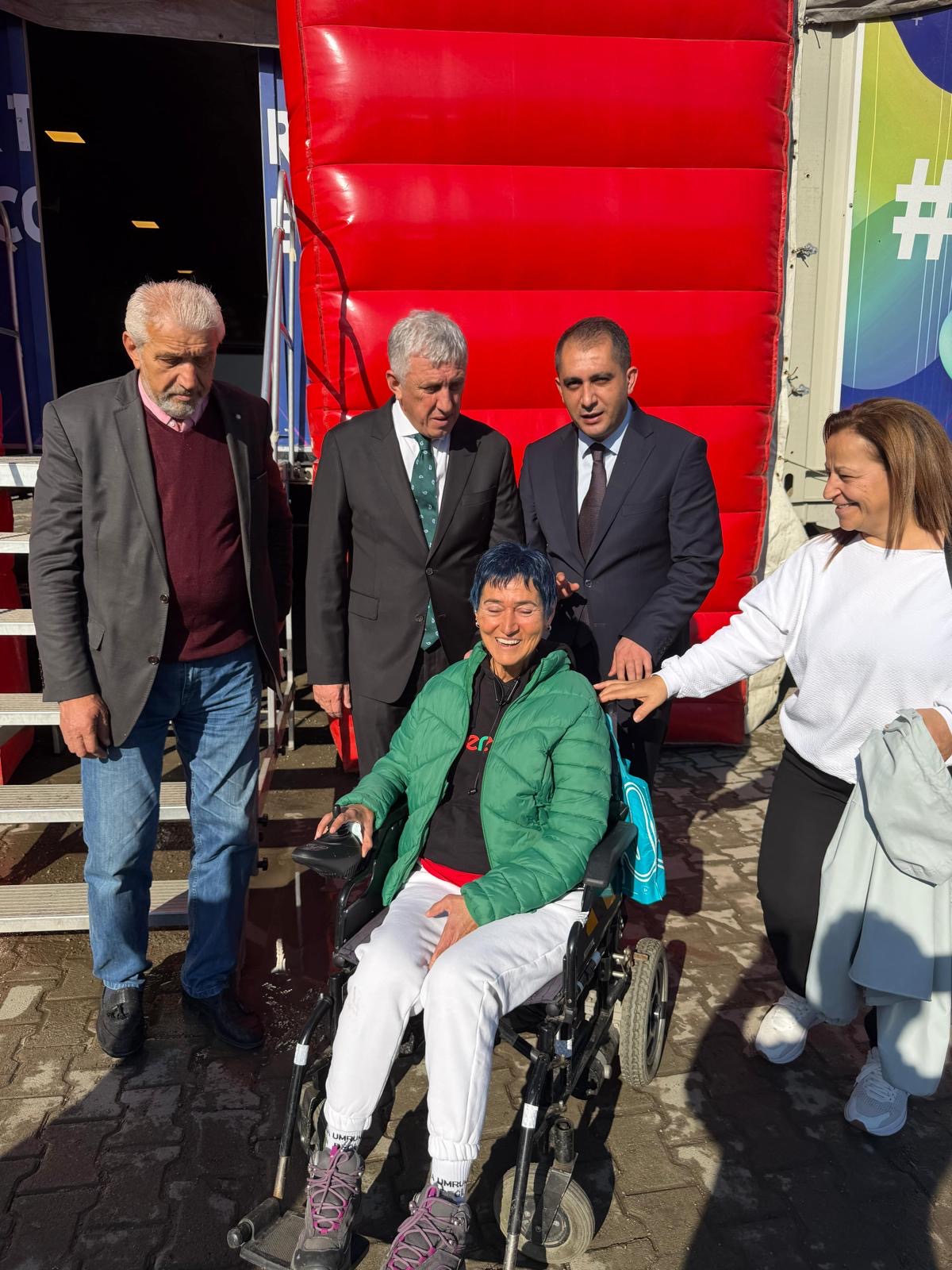 4268A411 64Ae 4001 894F C4C1E59B026E