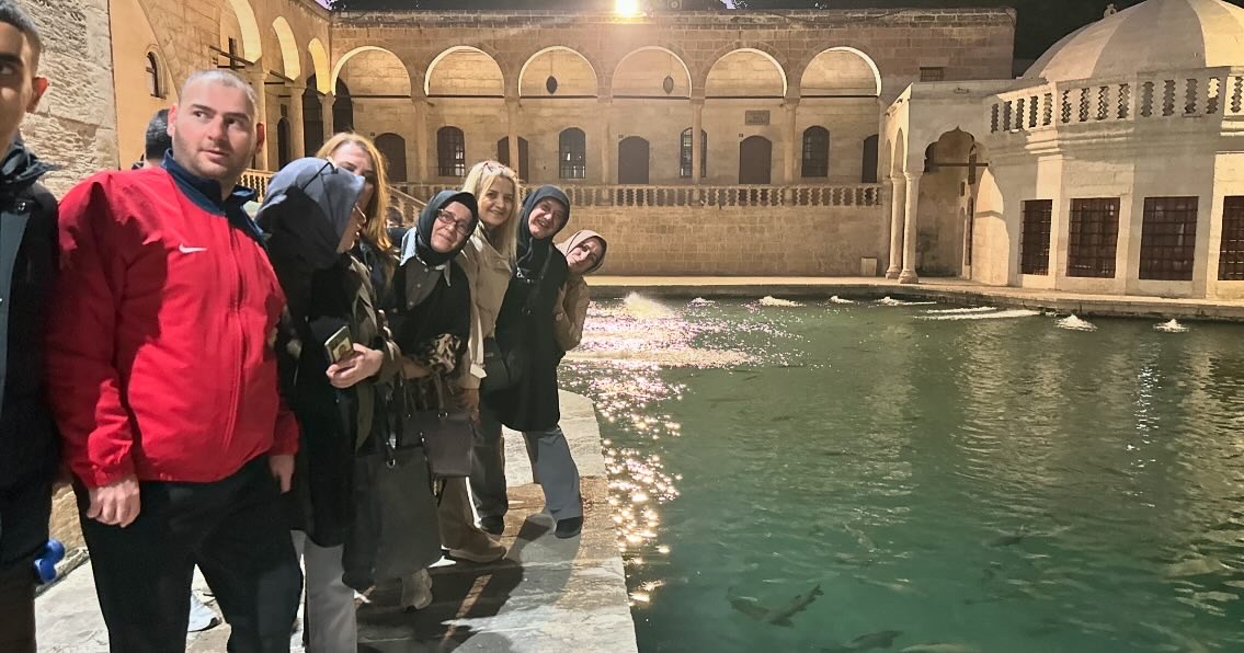 497356 B4 327 D 427 B 9 A66 3 D455 A4354 A A