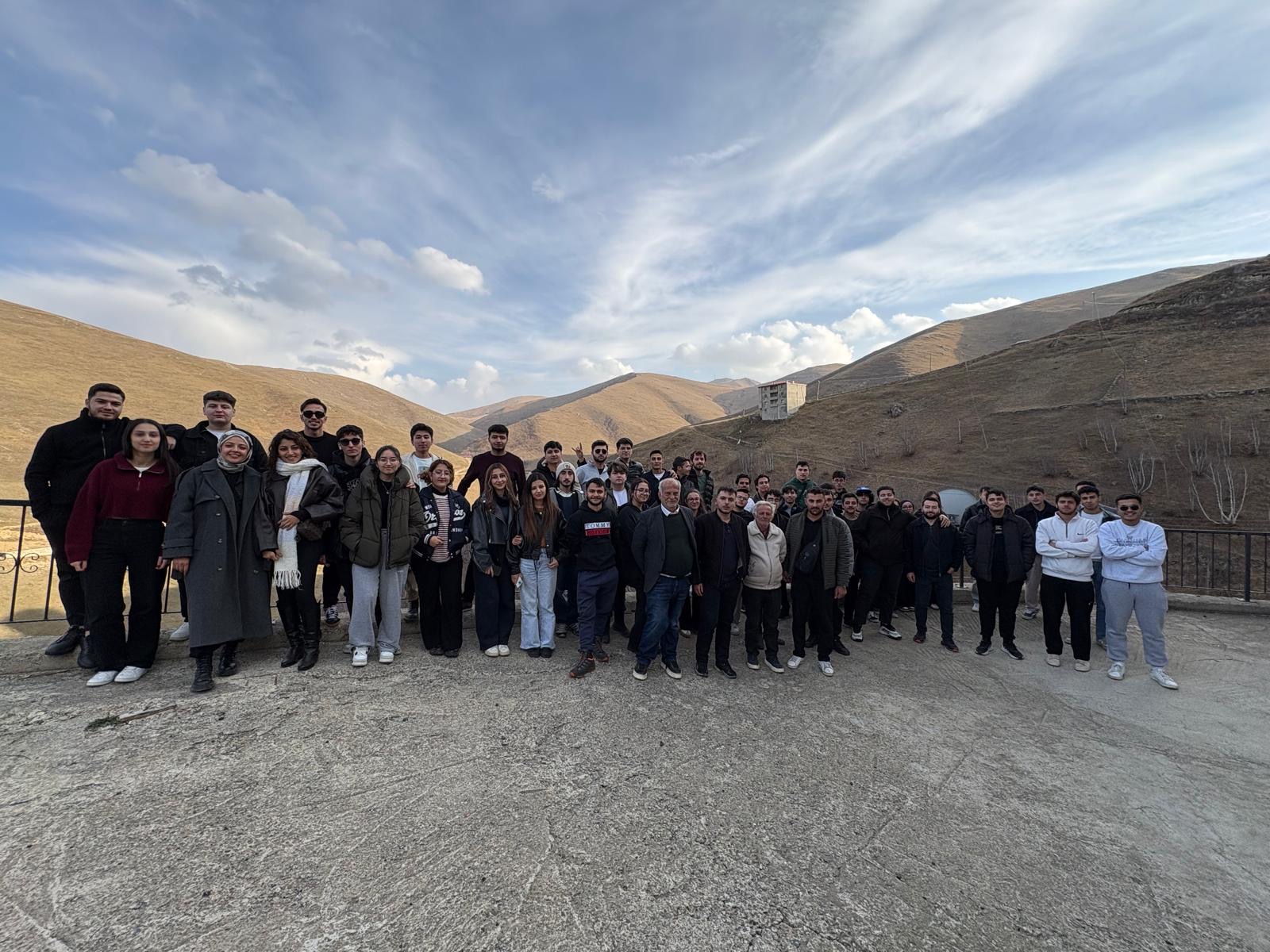 63672C1F 47F4 4122 8F7A B6Ceee22C744