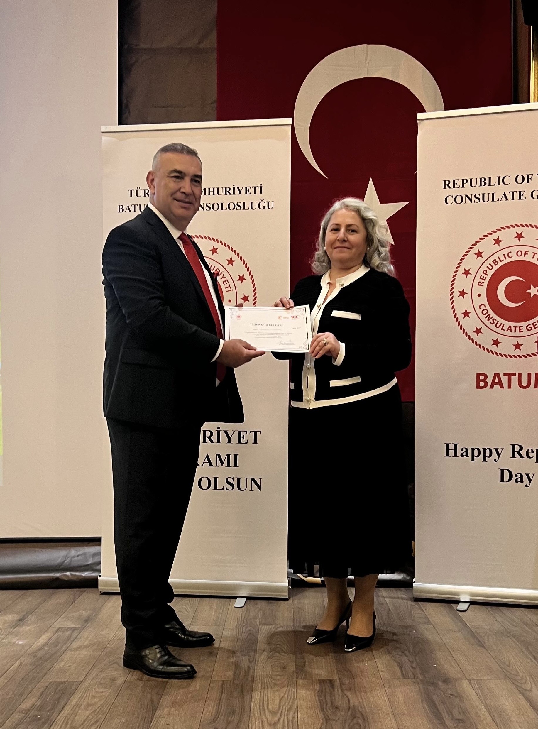 6589B04B 2B37 40Ca B55A 8C8B0D655C63