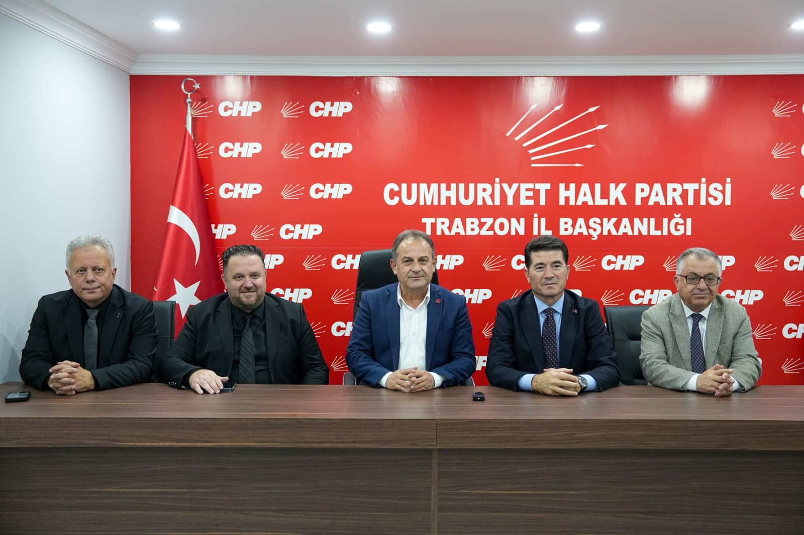 75A6D8E3 F7Cc 4C5B Ba24 5972C64Ac343