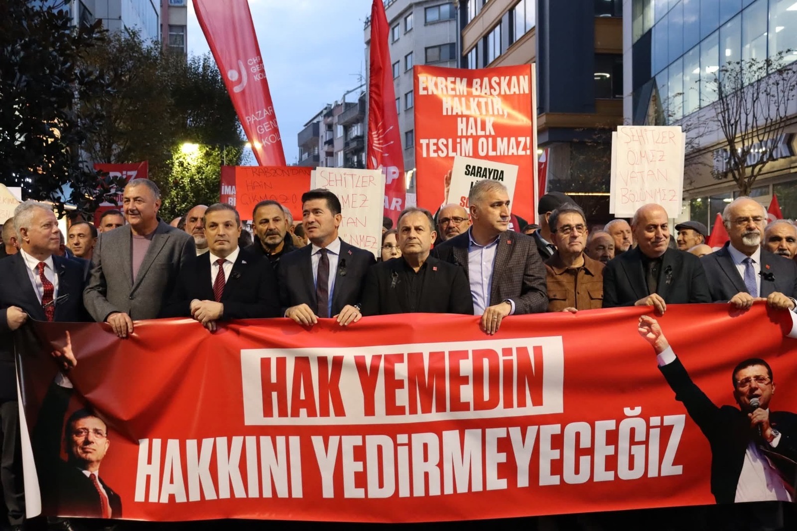 8D5A4260 1B37 43Ae Aa3F 0D51Fb706Aaa