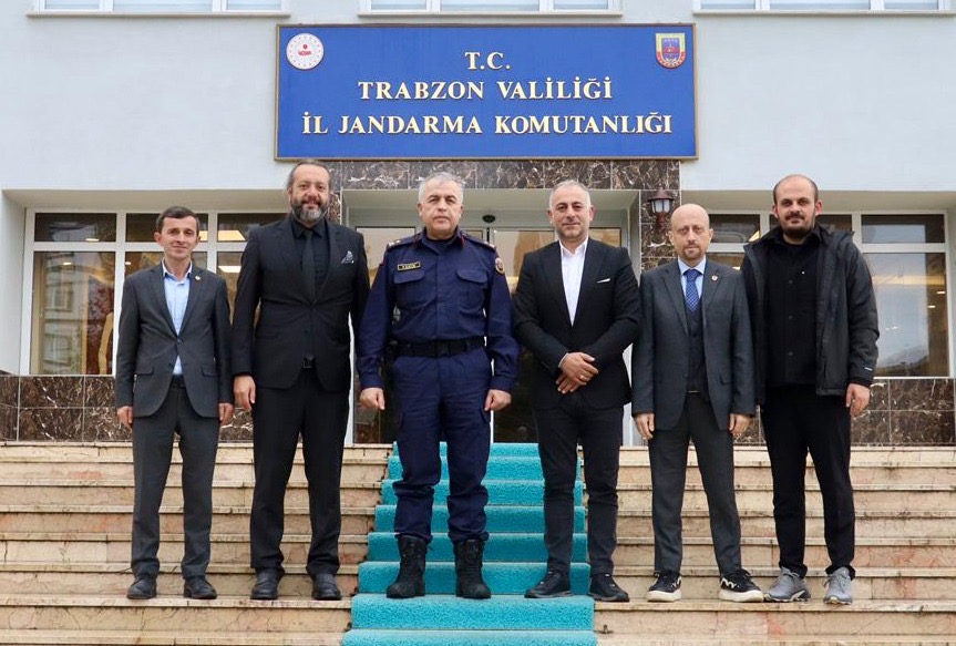 9892F890 C600 4Dc2 9F3B 3D18Ea04199F