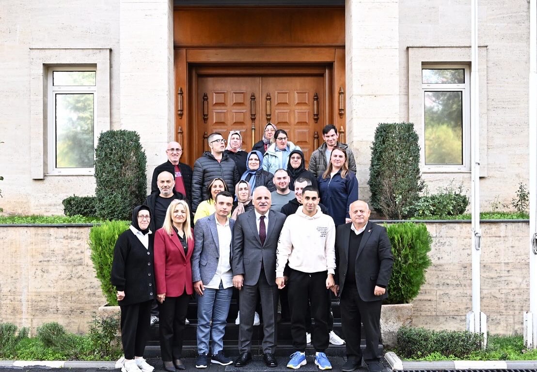 A2 B E2 F D1 C122 4747 97 A C A641 F A7553 C8