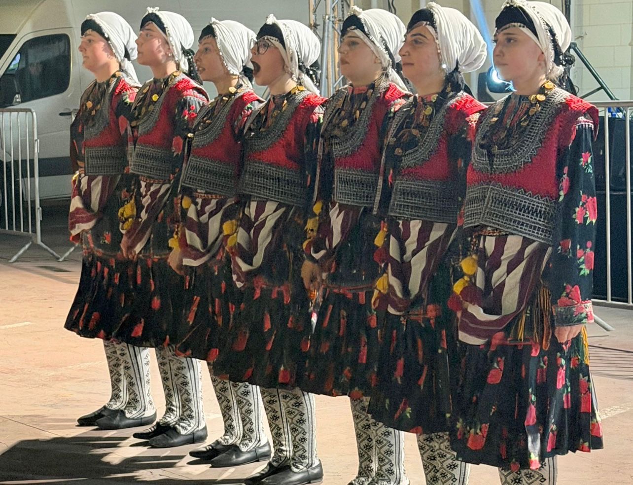 Ab59D49F 2956 4Ffb 8B79 B0Adaf7976Ed