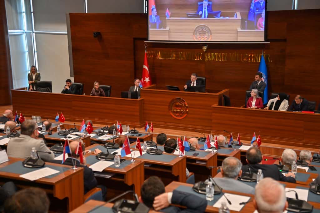 Ac6A0F8E F679 46B5 B722 48A86F795075