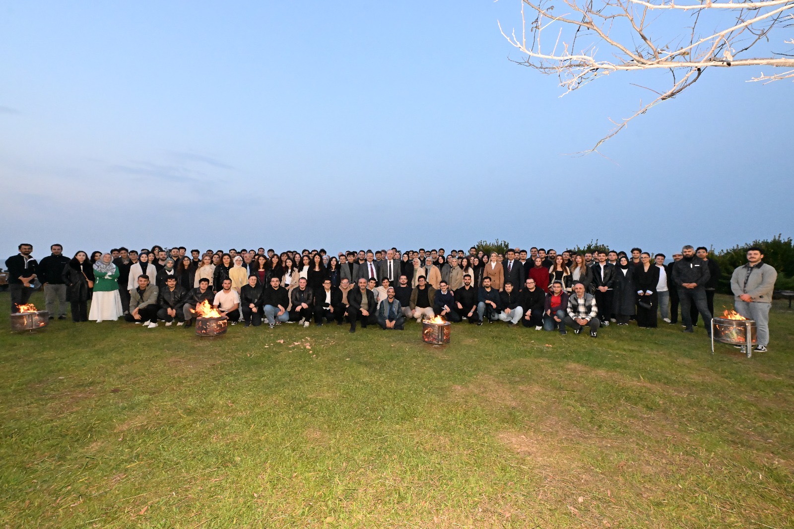 Cc5D6412 D890 410E B218 4Ef56F19165C