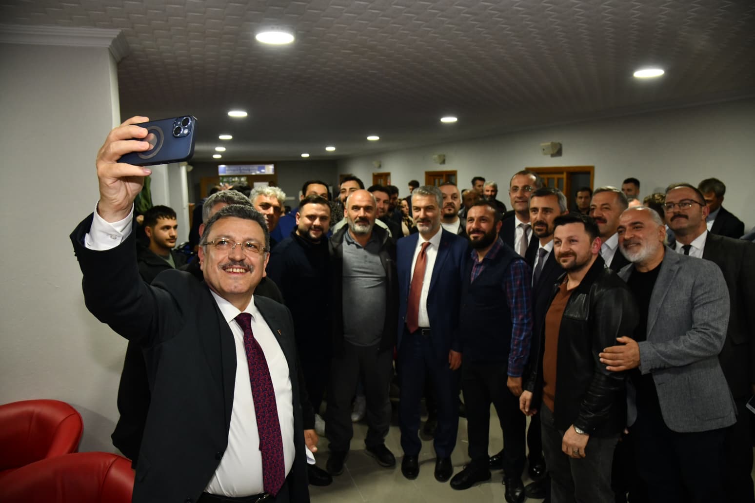 Ceaeb63A B2C9 44E8 9Cfc 0Cc20F9Ede06