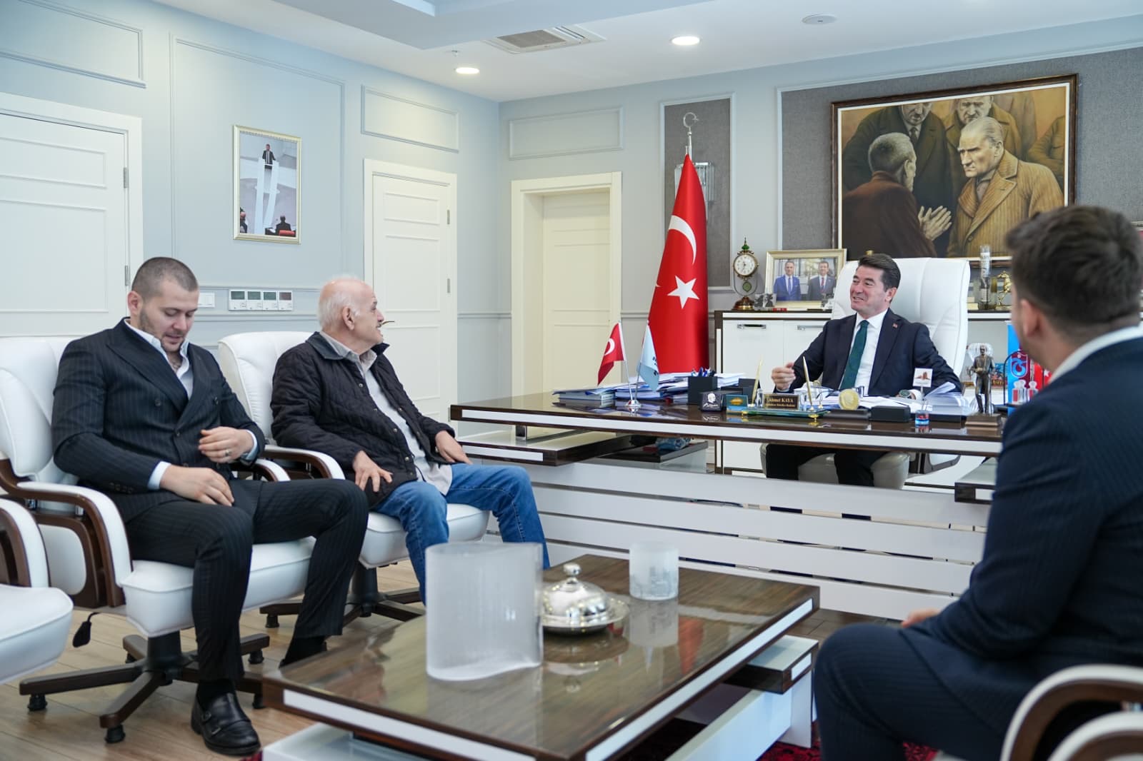 D8Cc6Df3 E680 4A4E 876F 9D8231470F63